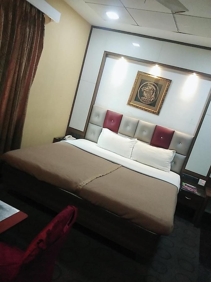 Hotel Manoranjan Inn Lucknow Dış mekan fotoğraf